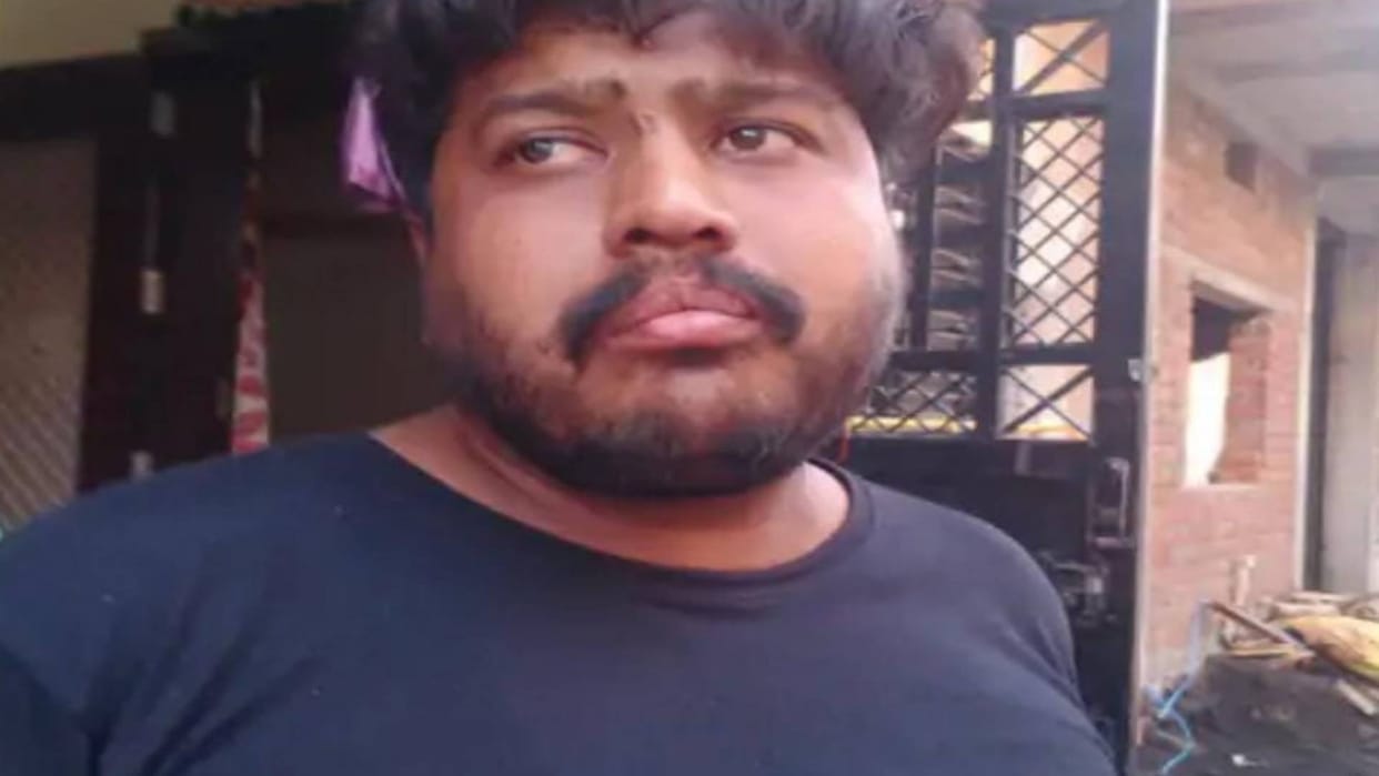 Ujjain New twist in mother son and daughter suicide case husband commits suicide by consuming poison