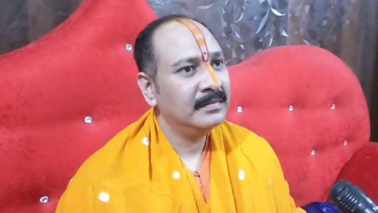 Pandit Pradeep Mishra says People of Sanatan Dharma should increase their lineage