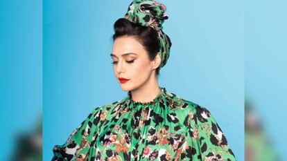 Preity Zinta took care of the children alone for two weeks shared the photo and shoutout to all the parents