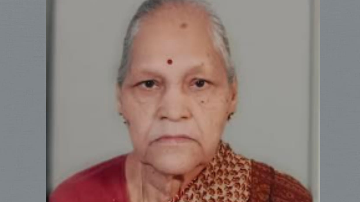 Indore: Archana kept giving education to children while she was alive, after her death she donated her body