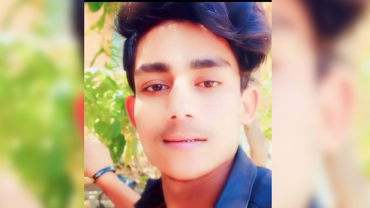 Bike collides with a parked truck youth dies and couple injured in Sonbhadra