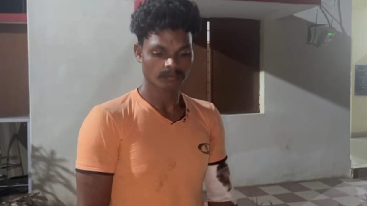After drinking the juice the customer did not pay as per his wish in anuppur
