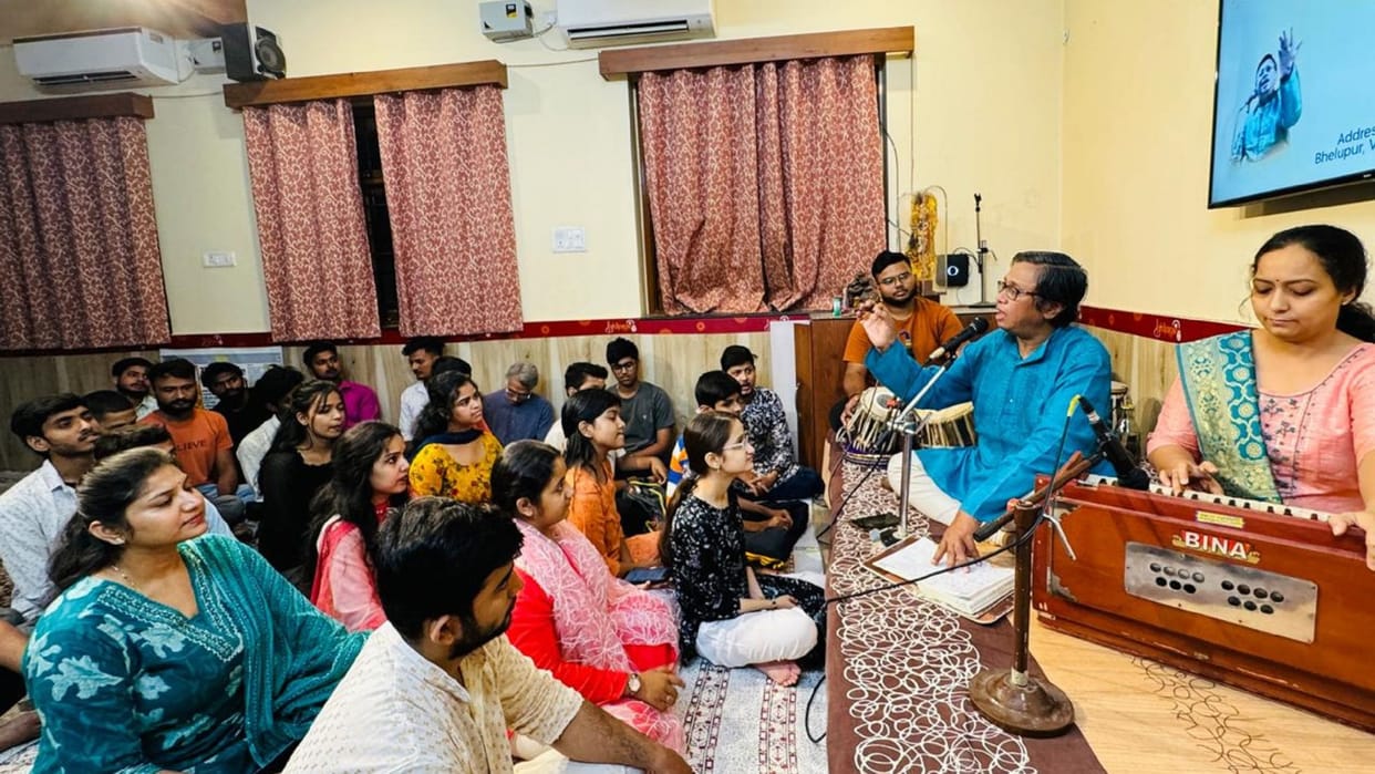 classical music learning in Gujarati and Marathi in varanasi
