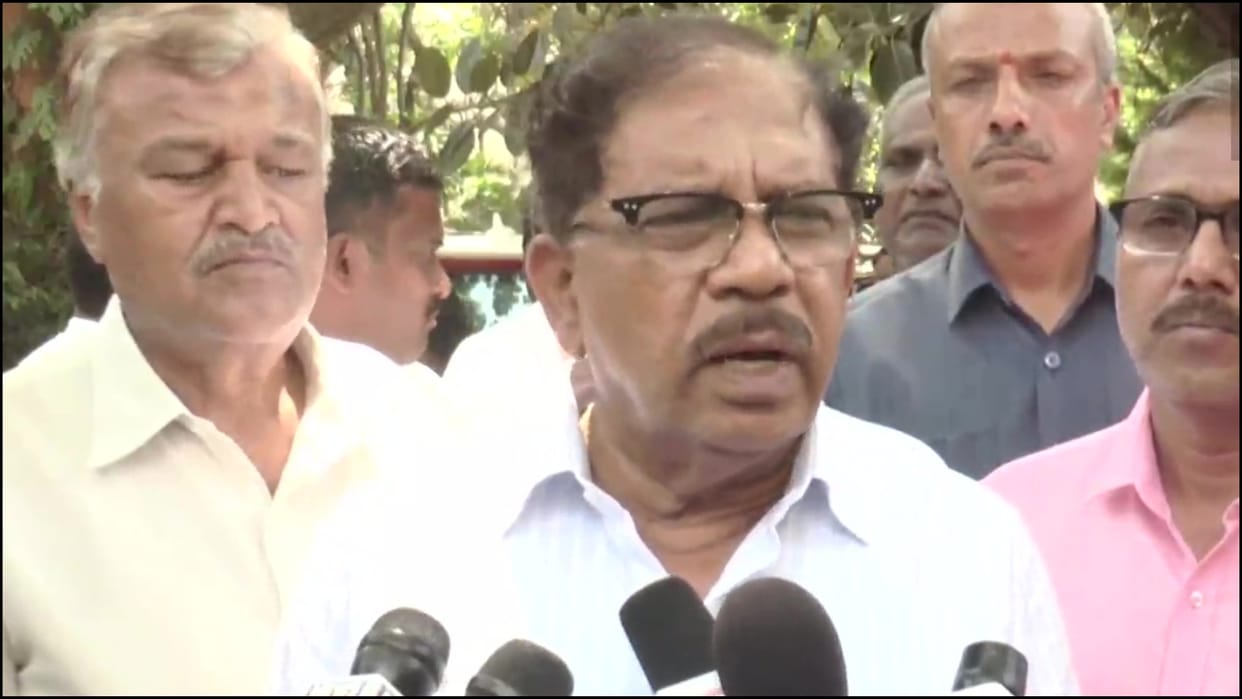 Karnataka leadership row G Parameshwara statement Congress internal dispute Mallikarjun Kharge Siddaramaiah DK