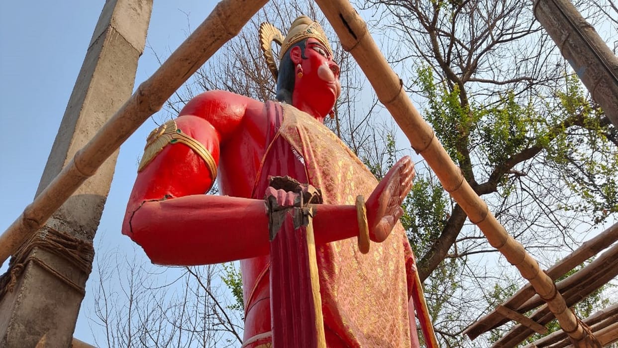 Hanuman statue damaged by unknown person anger among people in Bareilly