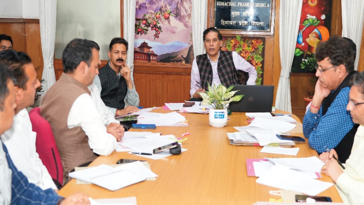 Public Works Department will build 200 km of roads from plastic waste in the state