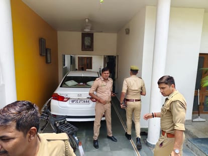 Former IAS Devendra Nath Dubey's wife murdered in Lucknow