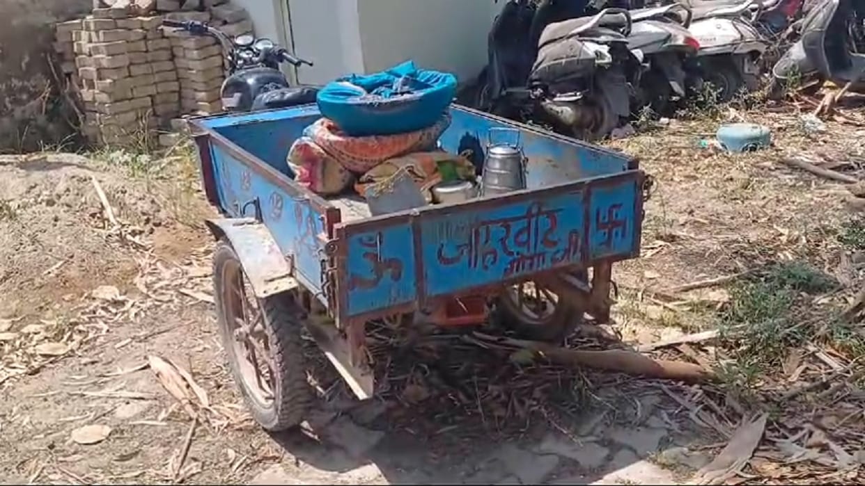 Road accident in Ambala, Car and Jugaad bike collided with cart, seven injured including five year old child