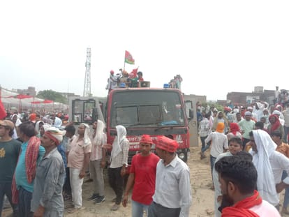 Lok Sabha Election 2024 Akhilesh Yadav Attacked BJP in Public meeting in ballia