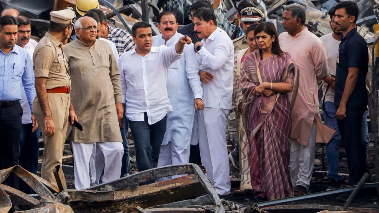 Rajkot Game Zone Fire Accident: Two Arrested Gaming Zone No Fire NOC News in Hindi