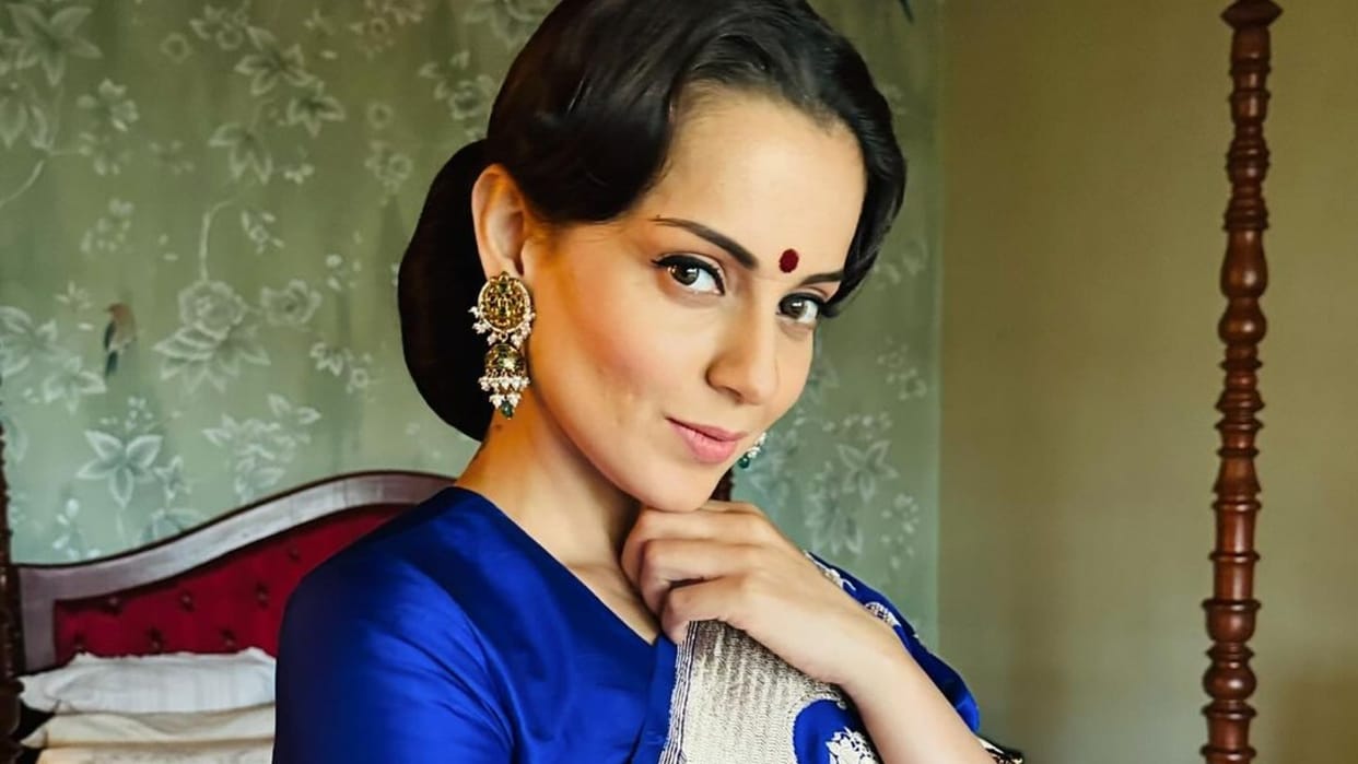 Kangana Ranaut Shares hand made pulla chappal photo says one didi from the village made these for me