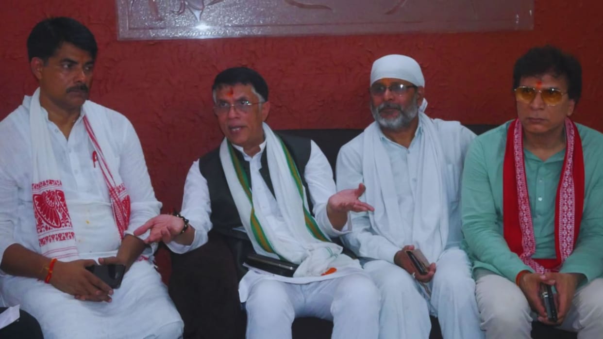 Lok Sabha Election Congress leader Pawan Kheda said India made dependent on five kilos of food grains