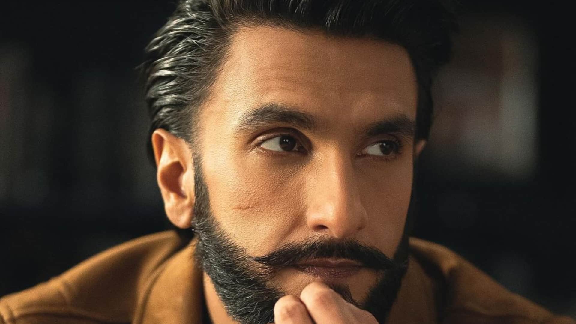 stars left film after signing it ranveer singh sanjay dutt anil kapoor kareena kapoor alia bhatt shahid kapoor
