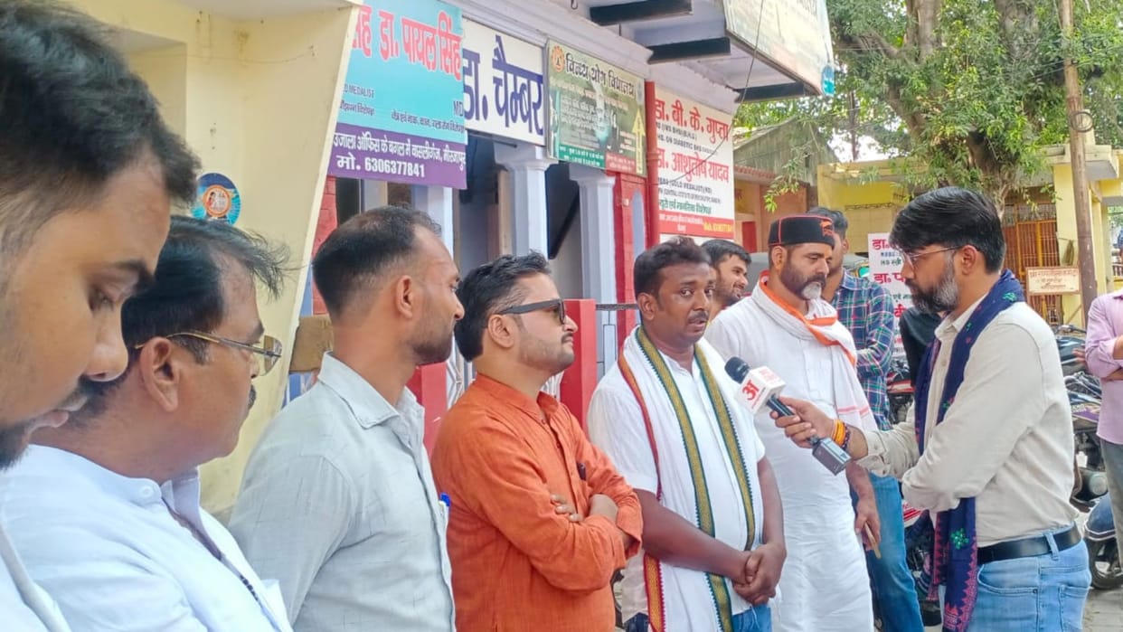 Lok sabha election Satta Ka Sangram Yuvao se baat in mirzapur