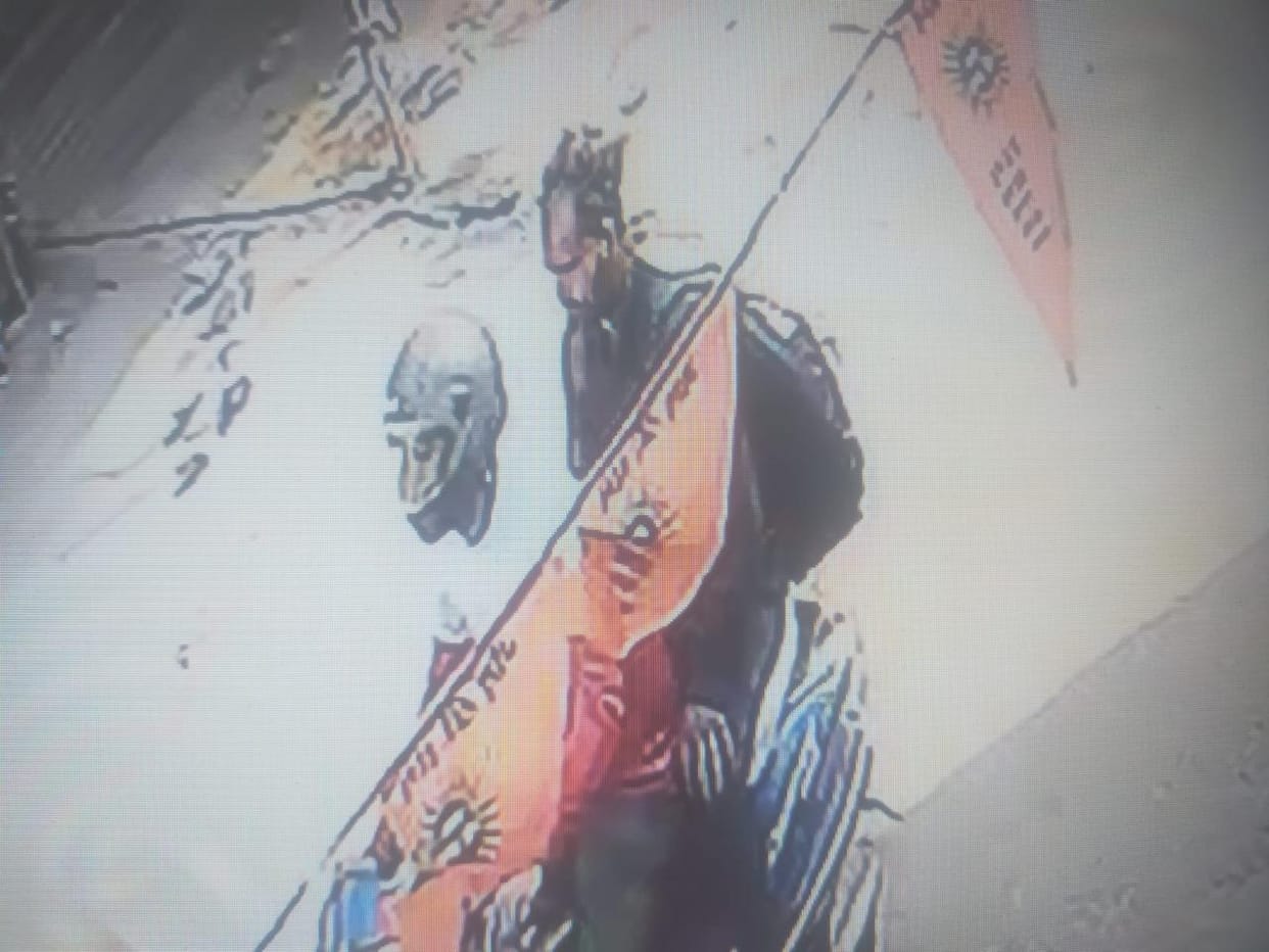 Lucknow: CCTV footage of suspected criminals who murdered the wife of retired IAS surfaced