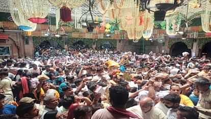 Devotee from Punjab who came to Bankebihari temple death