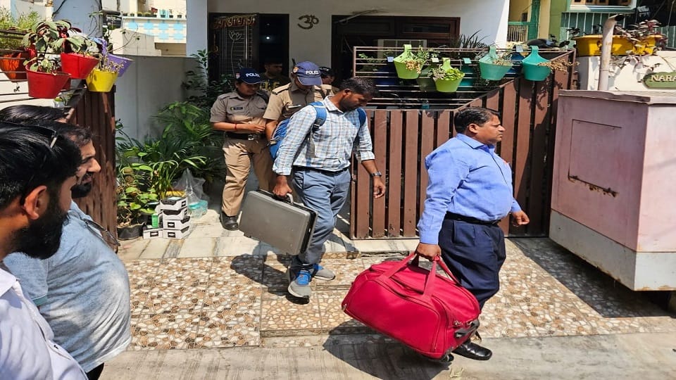 Rudrapur Income Tax Raid: Income Tax Department raid in Rudrapur ended