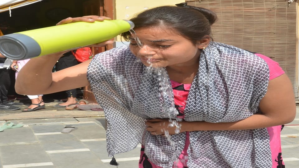 heat waves made the situation miserable