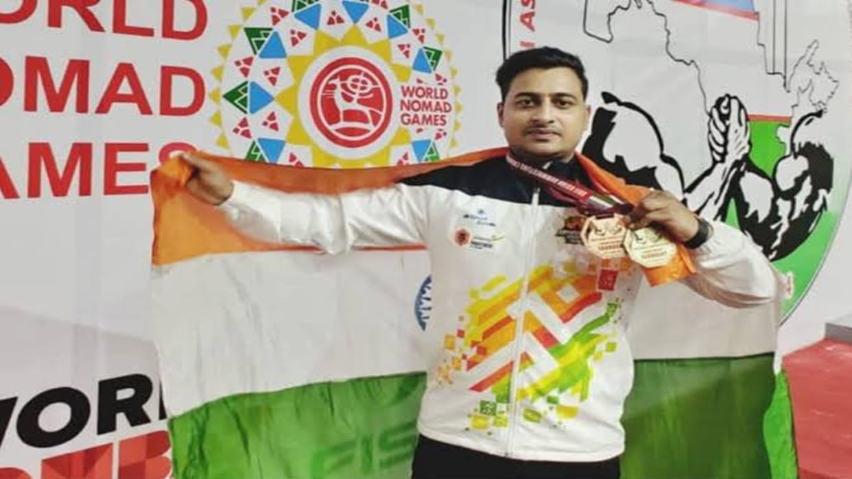 Chhattisgarh son Shrimant Jha won gold medal in Asia Para-Arm Wrestling Championship