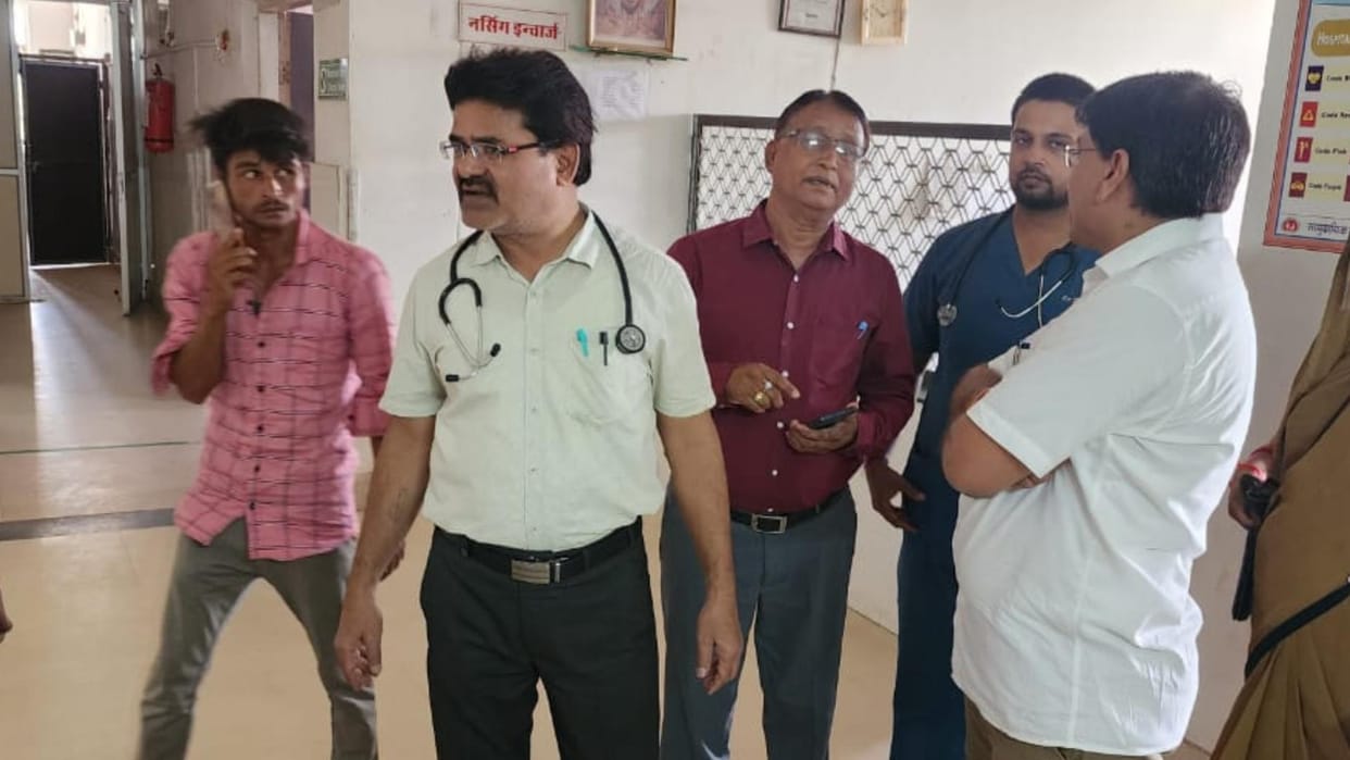 8 employees absent during SDM's Discom Rural Office inspection