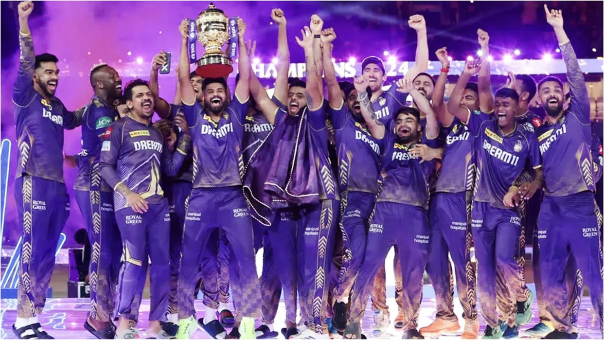 IPL 2024: Shahrukh congratulated for kkr victory from the Burj Khalifa Video kkr vs srh