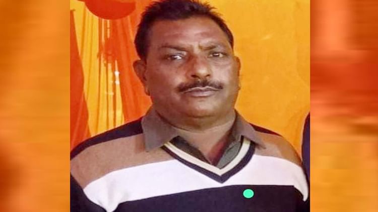 Hardoi: ट्रक की टक्कर से घायल बाइक सवार की इलाज के दौरान मौत, मचा कोहराम