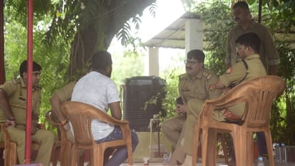 Retired IAS Wife Murder Case I didnt shoot so there was no sound Akhilesh shocking revelation