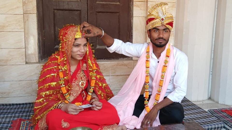 Moradabad: Muslim girl converted to Shifa became Sandhya, got married to her lover Anmol