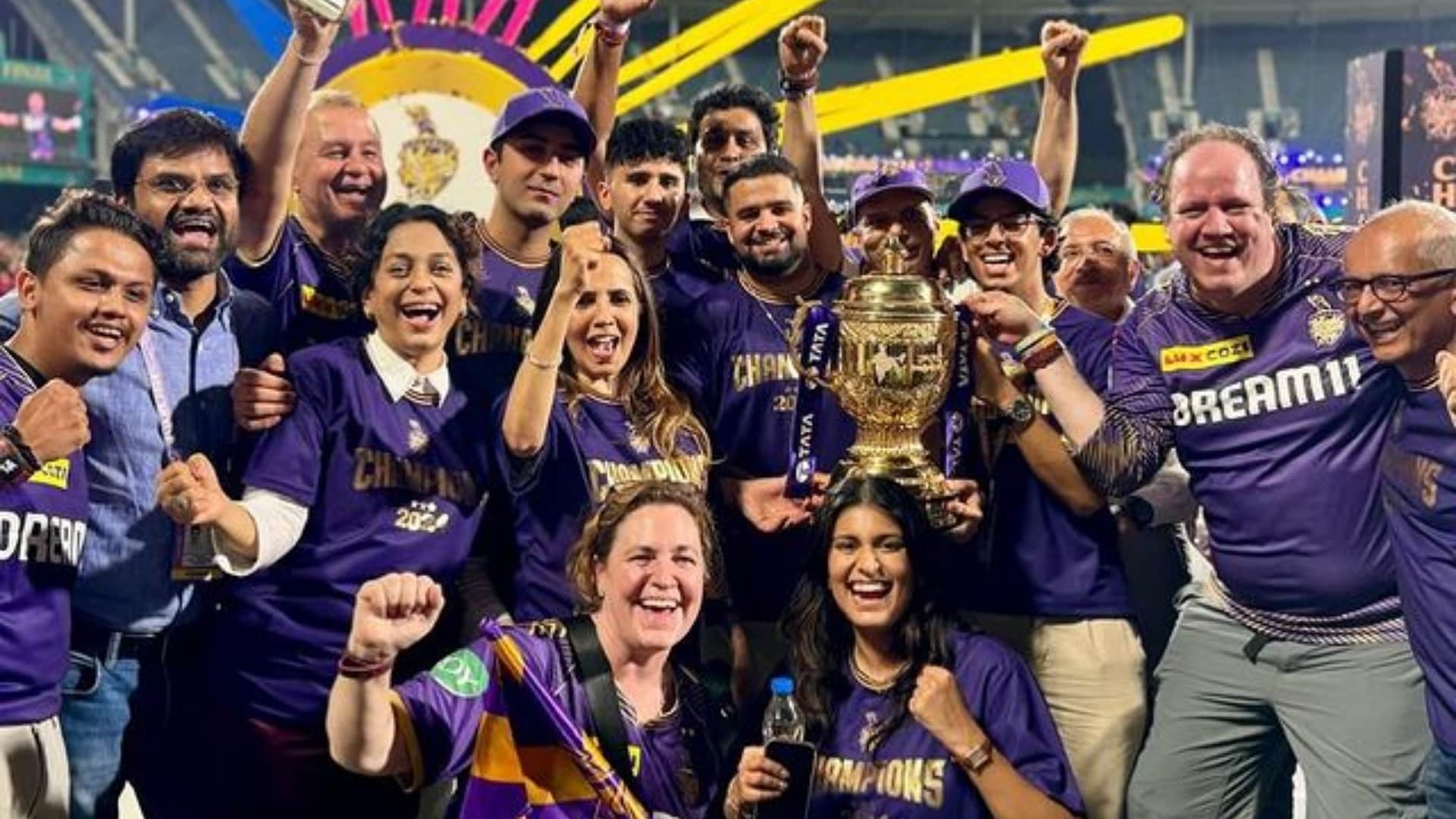 Juhi Chawla is very happy with KKR IPL 2024 Final victory said No words can describe this feeling