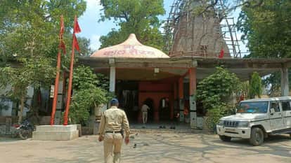 Agar Malwa: Loud speakers removed from religious places at district headquarters