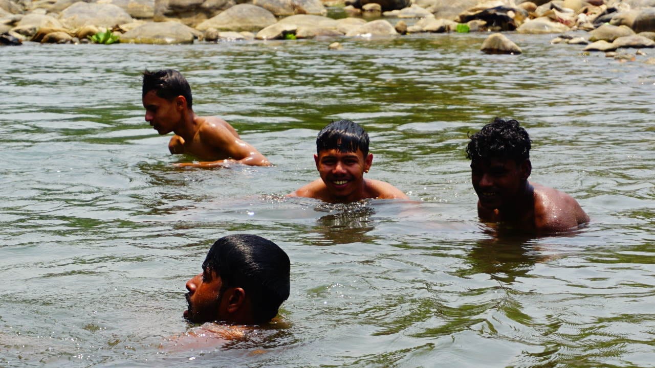 Uttarakhand temperature crossed 40 hot winds scorched Weather news read All Updates in hindi