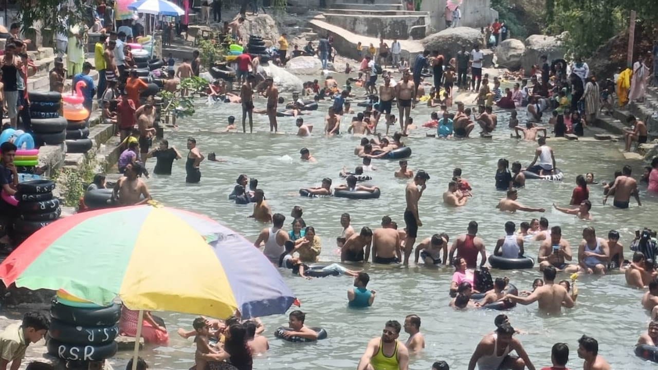 Uttarakhand temperature crossed 40 hot winds scorched Weather news read All Updates in hindi