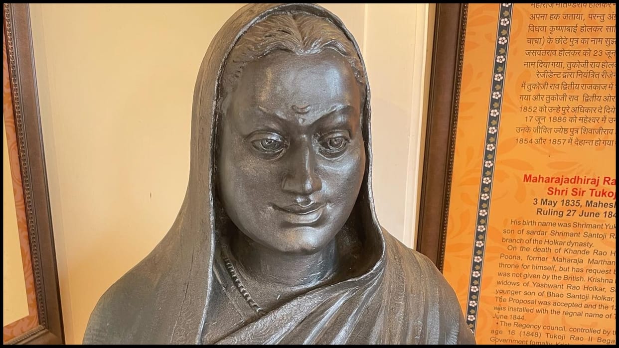 Maharani Ahilyabai holkar Jayanti 2025 Inspiring Story Of Ahilyabai Holkar biography in hindi