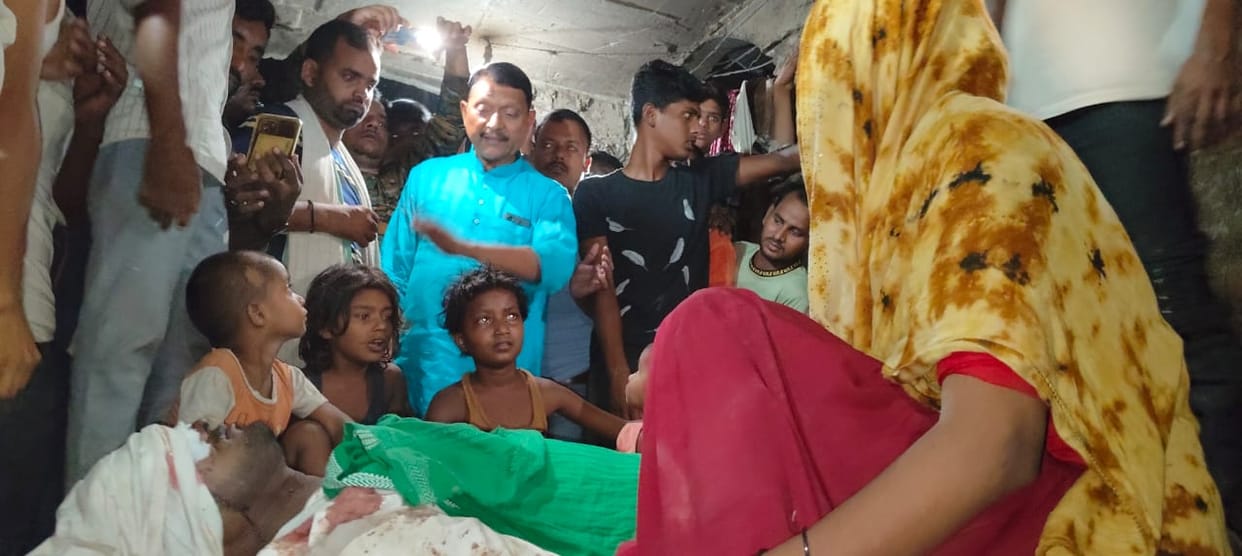 Bihar: Mukhiya's Scorpio hits two youths in Khagaria; One died; Prohibition of alcohol; road accident