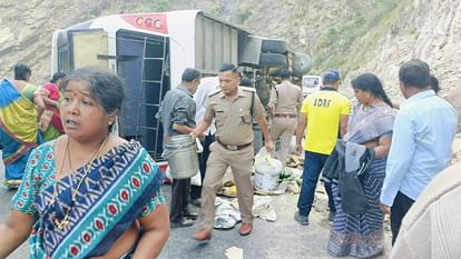 Chardham Yatra 2024: Telangana travelers vehicle met with an accident while returning after visiting Badrinath