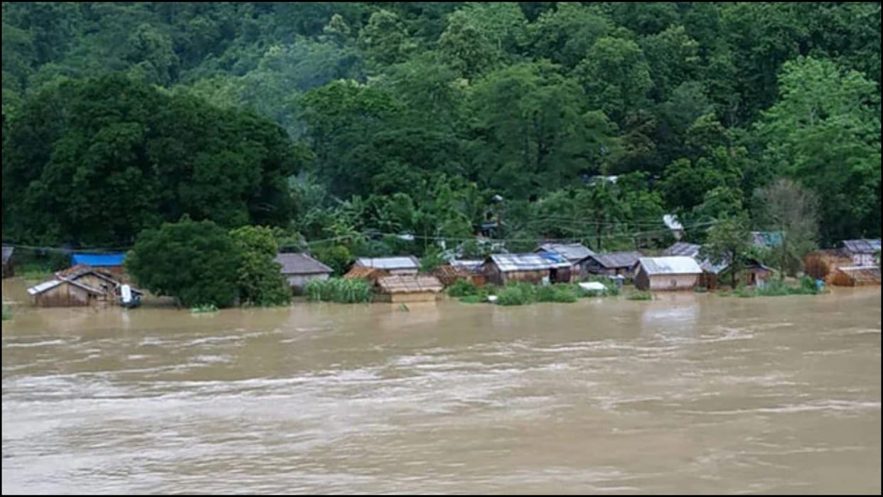 Sri Lanka heavy Rain many killed and thousands of People homeless News update in hindi