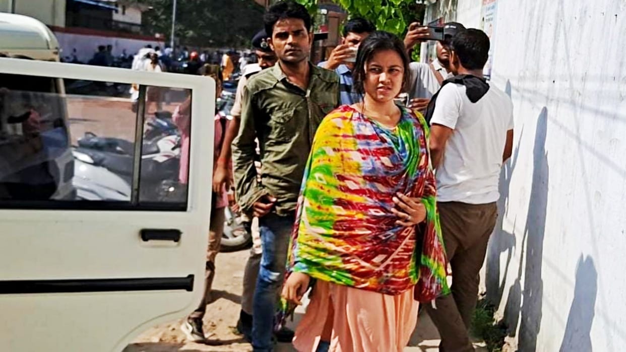 Muzaffarpur: Lovers involved in blood trade arrested; govt-private hospitals illegal activities, Bihar Police