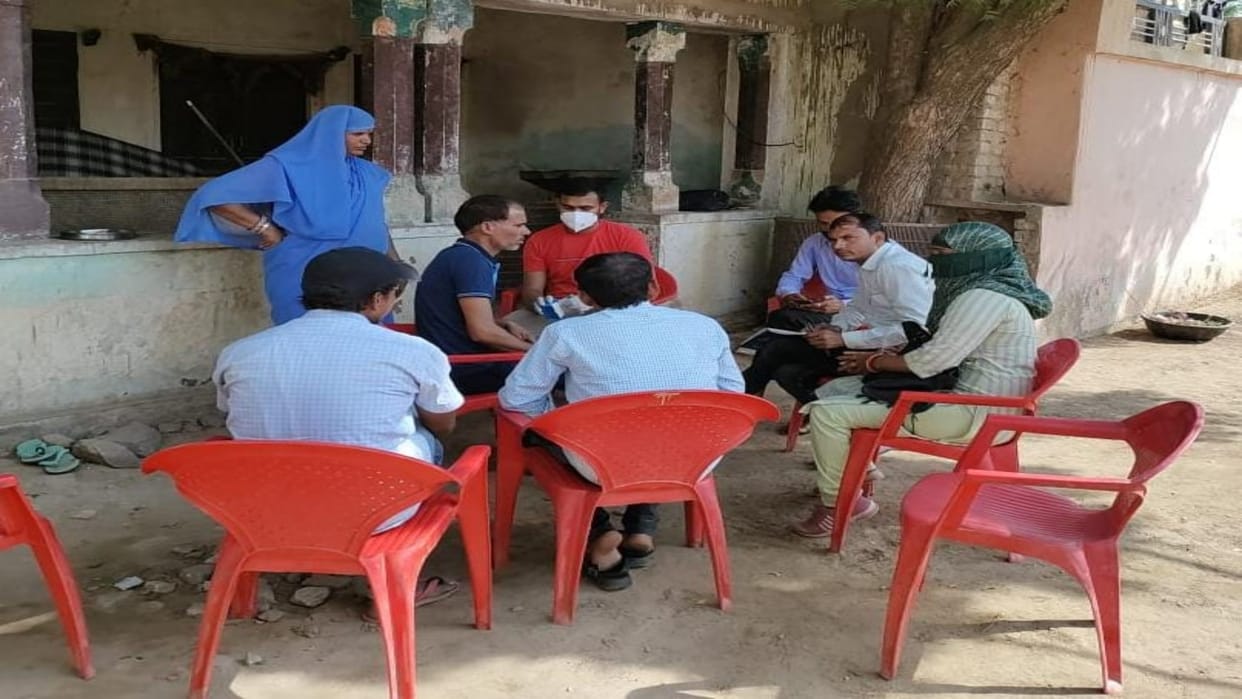 Dausa News: After the death of a woman, the report was corona positive, samples of family members were taken