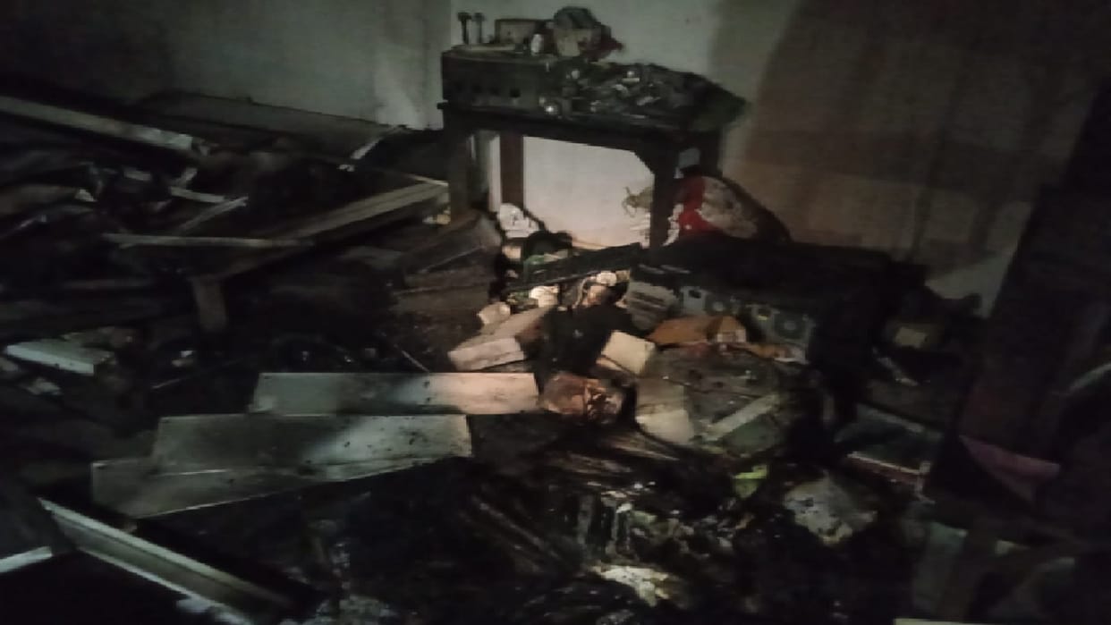 Fire broke out in store room of St. Francis School in Shamli and loss of nine lakh