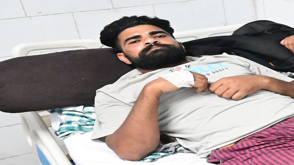 Encounter case between forest department and smuggler in the forest in haldwani
