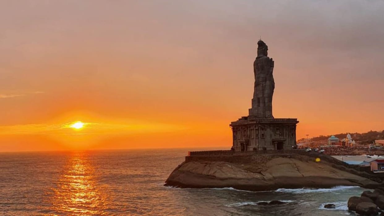 Vivekananda rock memorial pm modi Meditation for three days know about this place