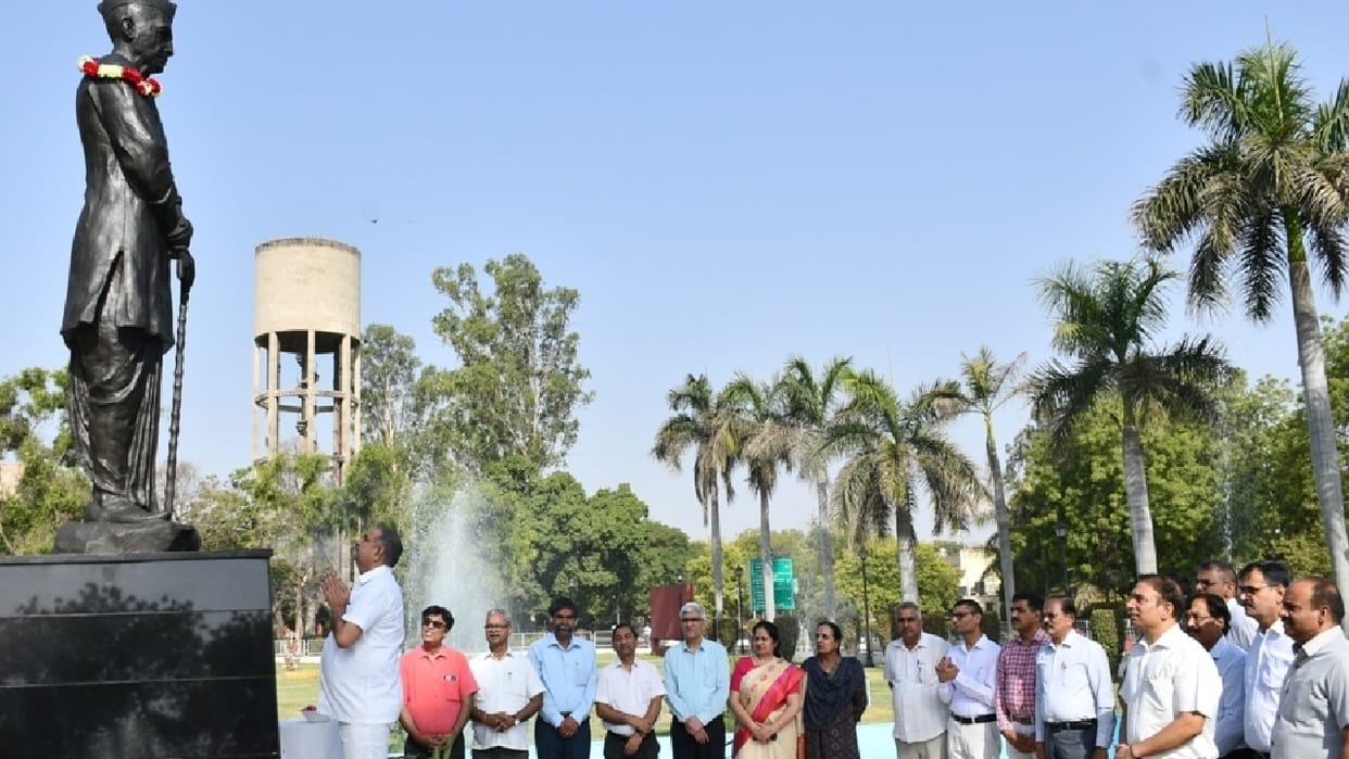 Hisar HAU Vice Chancellor B.R. Kamboj said, Bharat Ratna Chaudhary Charan Singh true well-wisher of farmers