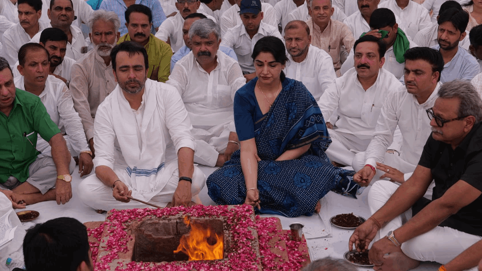 Former PM Charan Singh's 37th death anniversary was celebrated