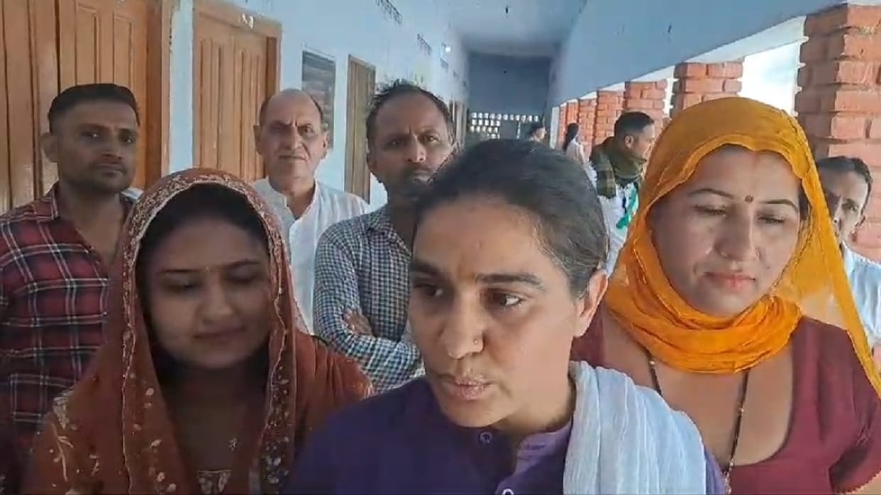 Sonia Duhan called viral message of leaving party rumour, said- I am with NCP Sharad Pawar