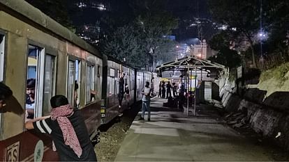 Kalka-Shimla Railway Track 51 up and down trains were late for 17 days one had to be cancelled