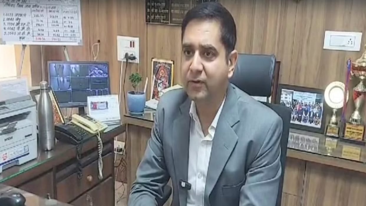 Himachal Dry Day EC Dr Yunus said If liquor is sold on dry dayn the license will be canceled
