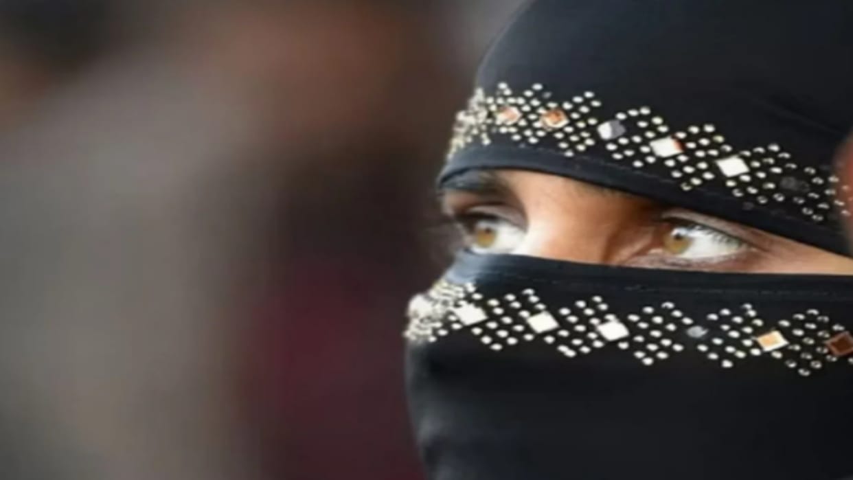 UP girl students ruckus When flying squad asked them to remove their hijab
