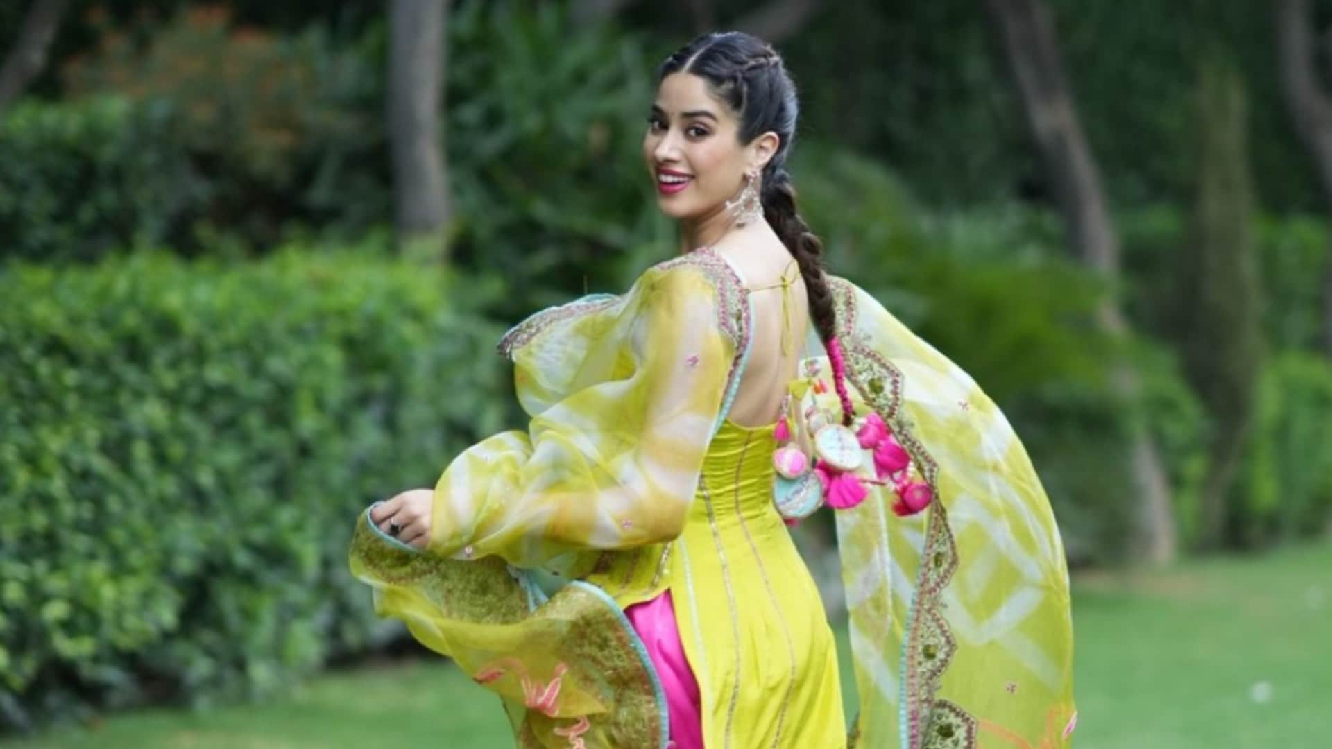 Mr and Mrs Mahi star Janhvi Kapoor talks about sheltered her life says I want to be wealthy in my soul