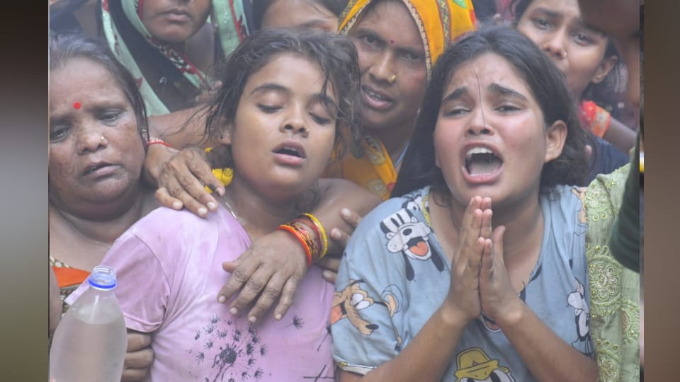 injured Young man died in Kanpur after being beaten up by a builder and BJP leader case on nine man for murder