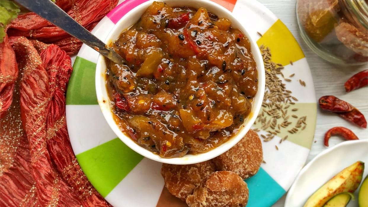 Mango Pickle Recipe In hindi aam ka khatta meetha achar banane ki vidhi